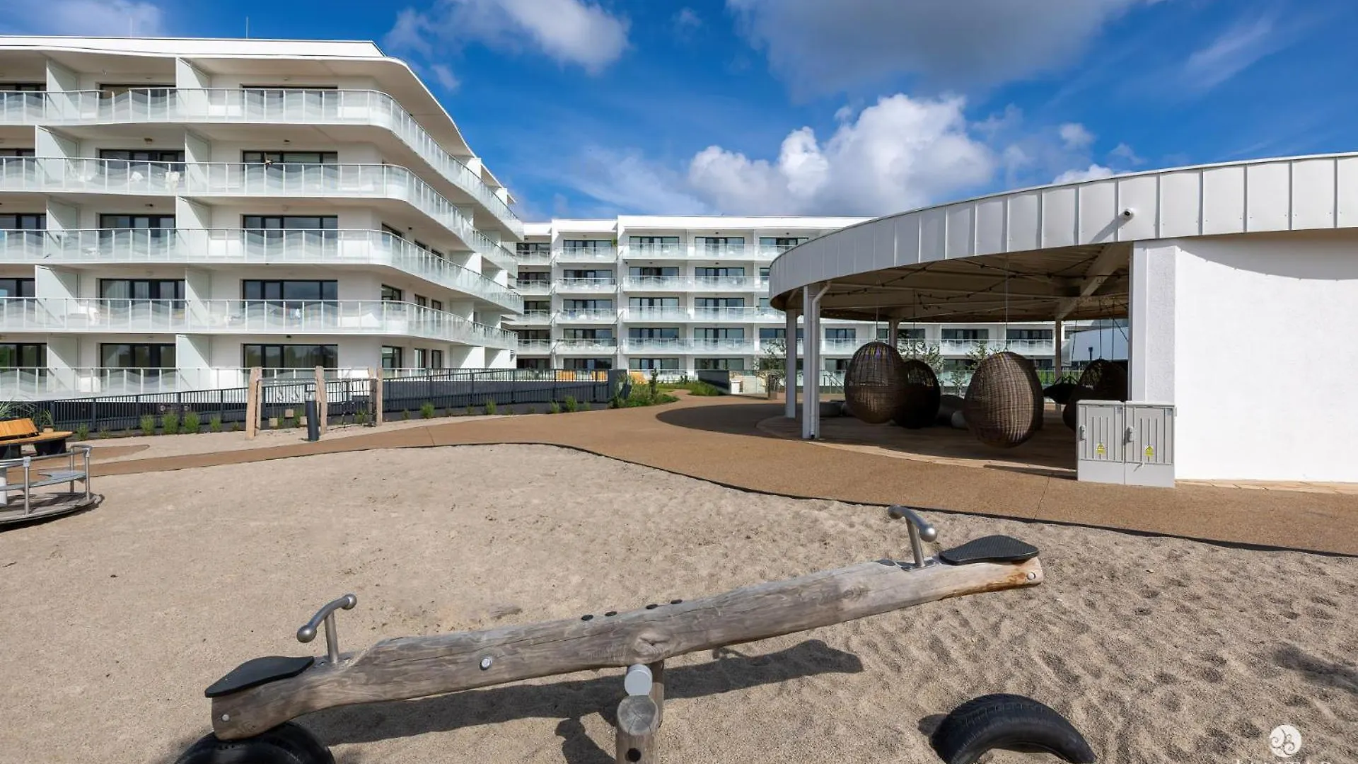 Polanki Aqua Exclusive - By Jantar Apartamenty Kolobrzeg Poland
